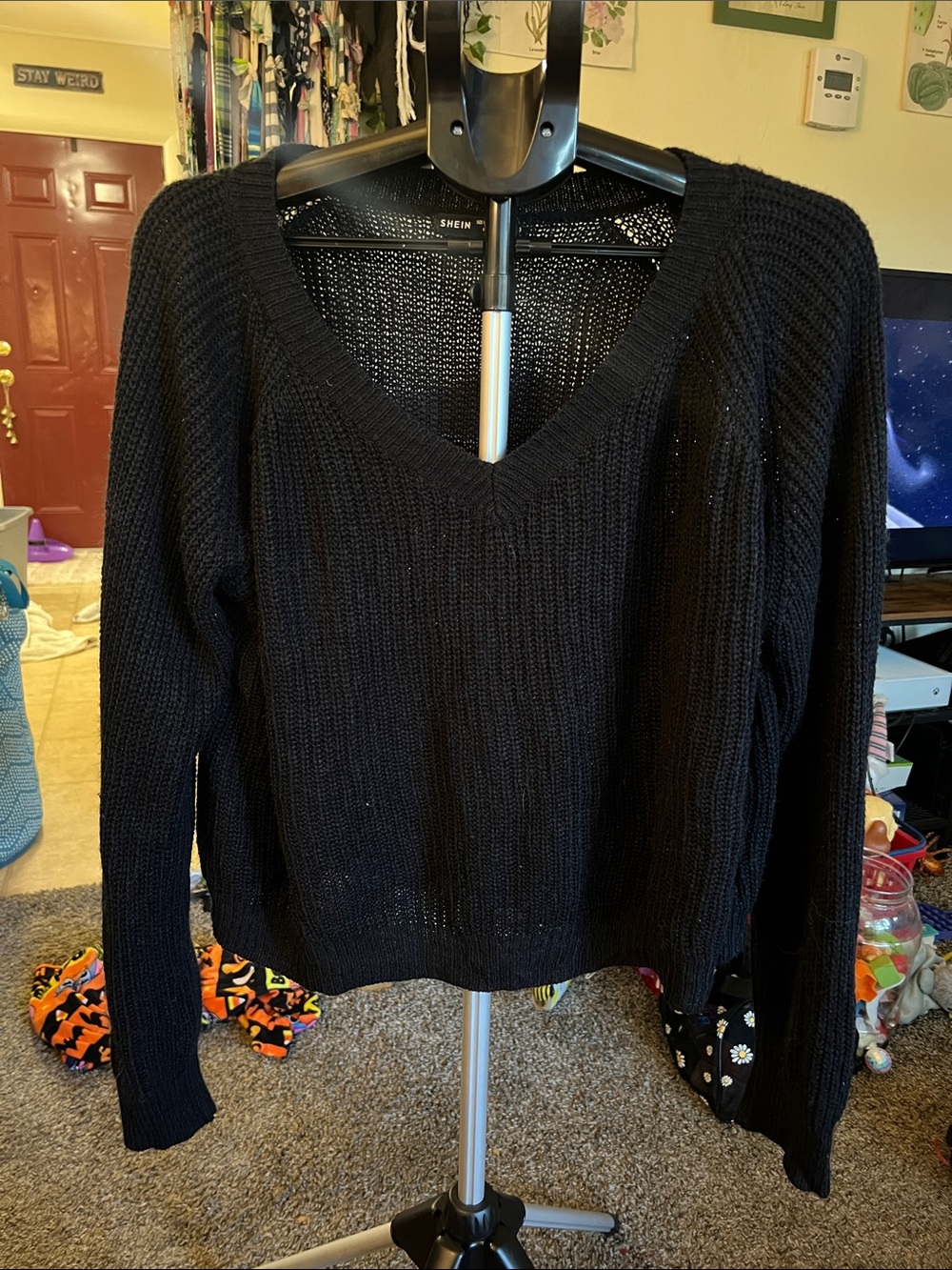 SHEIN Black V-Neck Lightweight Knit Sweater